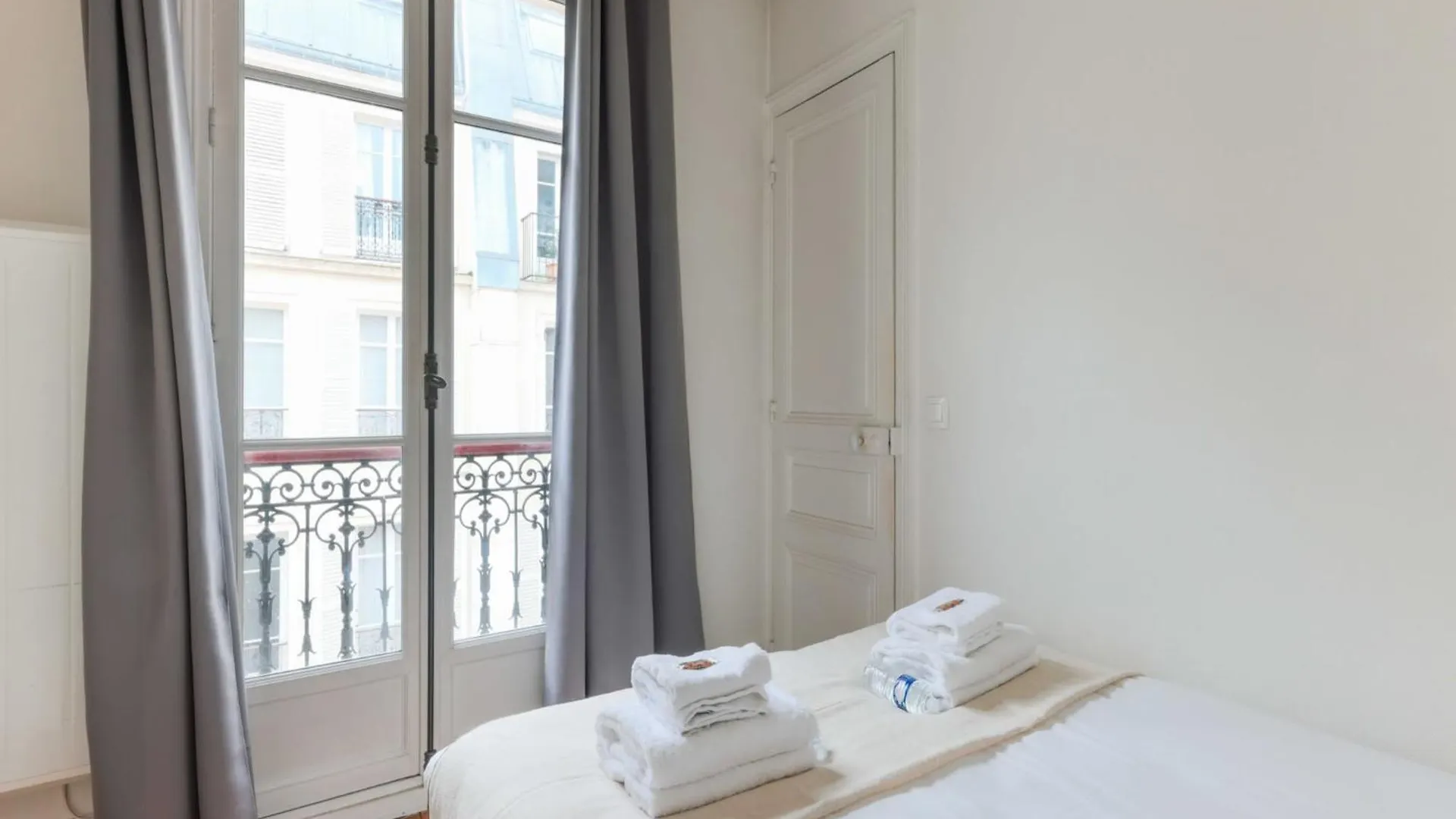Bright Apartment - 1 Bdr 2P - Ternes Monceau Paris